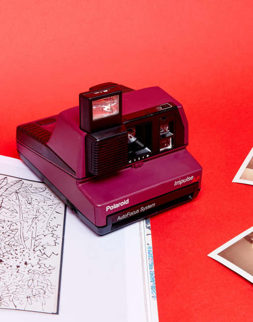 Polaroid 600 Camera - Impulse Purple | ASOS