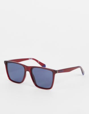 Polaroid classic retro sunglasses in red