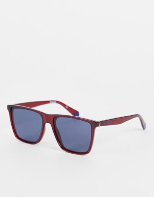 Polaroid – Czerwone klasyczne okulary przeciwsłoneczne w stylu retro