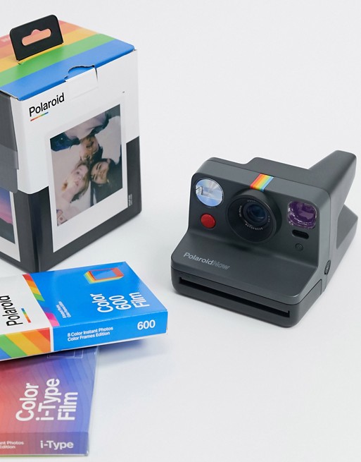 Polaroid Now Instant Camera in Black