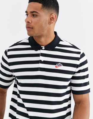polo negro con rayas blancas