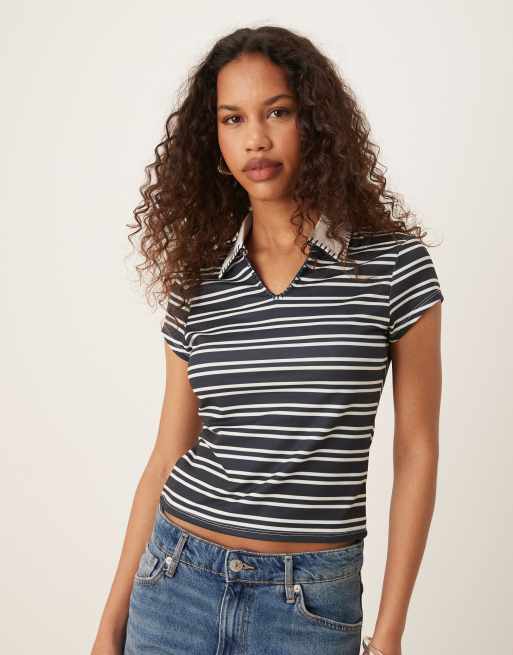Polo azul marino a rayas con pespuntes tipo manta de ASOS DESIGN
