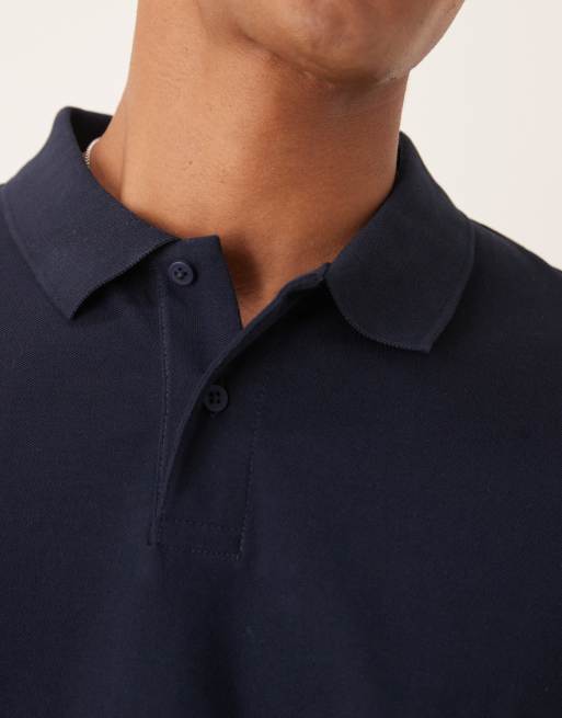 Polo azul marino básico de manga larga y corte estándar de piqué Essentials de ASOS DESIGN, 3 de 4