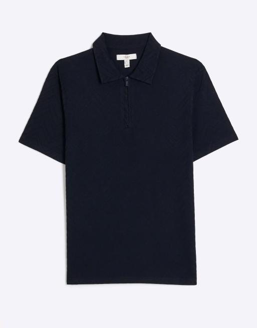 Polo azul marino de manga corta con patrón de chevrón de River Island, 4 de 4