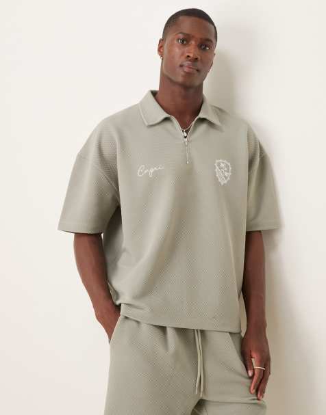 Polo caqui de corte cuadrado extragrande con sisas caídas y bordado en el pecho de tejido grueso texturizado de 300 g/m² de ASOS DESIGN - view 1