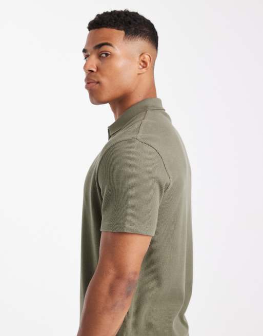 Polo caqui de corte estándar con cremallera de punto gofrado de ASOS DESIGN, 4 de 5