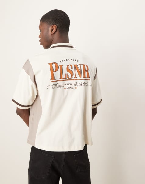 Polo color crema de corte cuadrado extragrande con diseño de paneles cortados, estampado gráfico de texto y cremallera de ASOS DESIGN - view 1