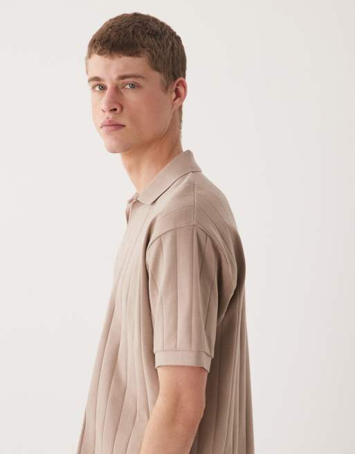 Polo marrón holgado con cuello de solapas de canalé ancho de ASOS DESIGN, 2 de 5