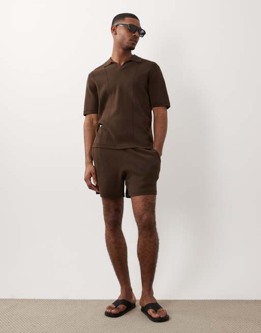 Polo marrón holgado de punto compacto de ASOS DESIGN (parte de un conjunto), 3 de 4