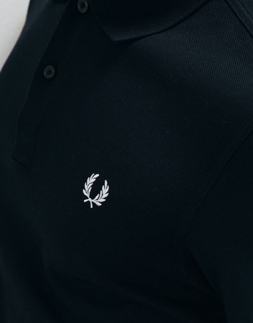 Polo negro de Fred Perry, 4 de 5