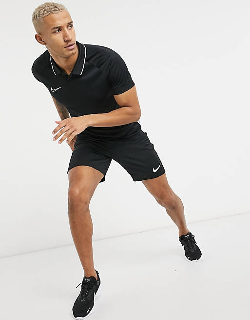 oportunidad Semicírculo Ocurrencia Polo negro de Nike | ASOS