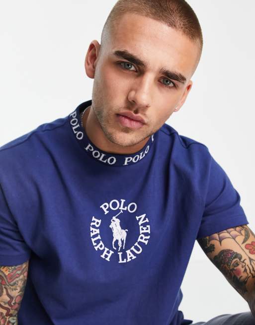Polo Ralph Lauren × ASOS – Granatowy T-shirt z logo na kołnierzyku i okrągłym logo na piersi – tylko w ASOS
