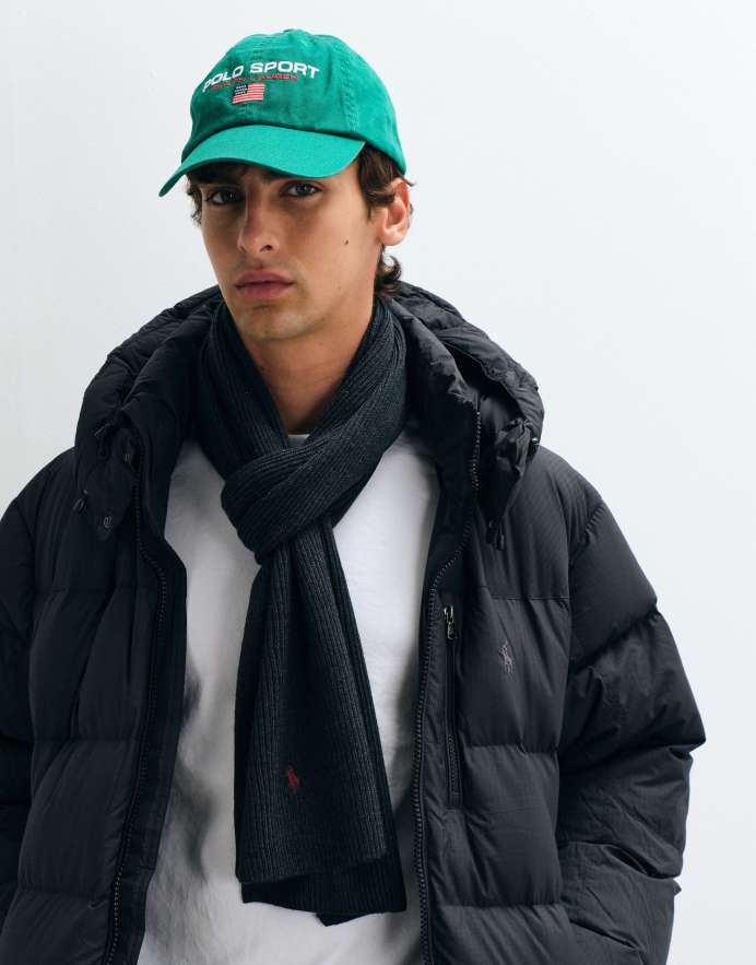 Polo Ralph Lauren bufanda con logo icónico en gris carbón