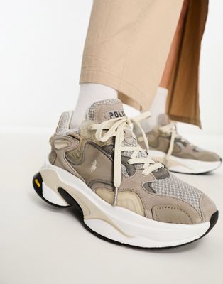  chunky trainer  