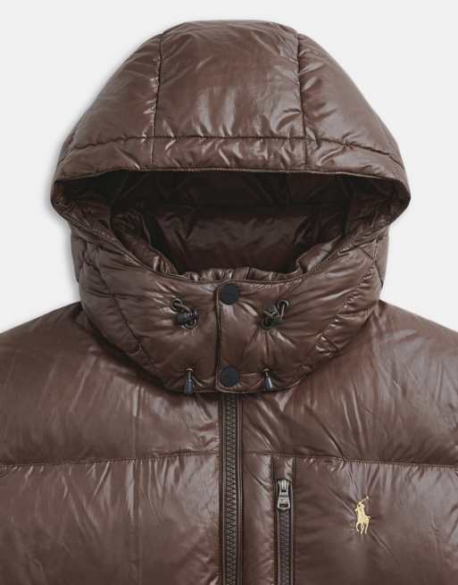 Polo Ralph Lauren Gorham icon logga vadderad dunjacka med glansig yta i brun, 8 av 9