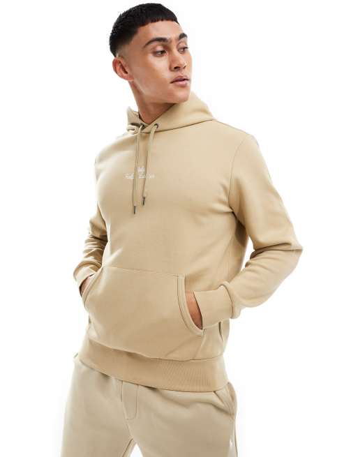 Polo Ralph Lauren – Gruba dzianinowa bluza w camelowym kolorze z kapturem i logo na środku, część zestawu
