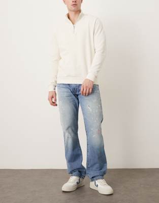 Polo Ralph Lauren - Hampton - Gerade geschnittene Jeans in mittlerer Waschung mit zerschlissenem Design mit Farbstrichen...