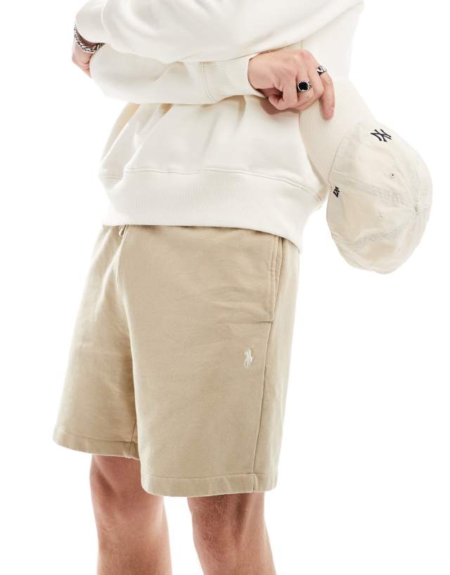 Polo Ralph Lauren - icon logo sweat shorts in beige co-ord