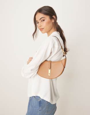 Tan 4