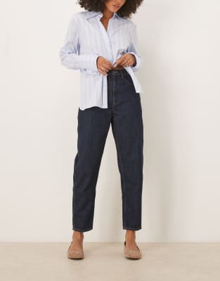 Polo Ralph Lauren - Kelilah - Schmal zulaufende Barrel-Leg-Jeans in verwaschenem Dunkelblau