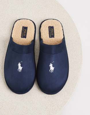 Slippers 3
