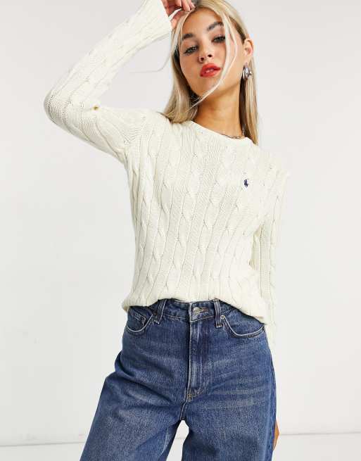 Polo Ralph Lauren – Krämfärgad kabelstickad tröja med hästlogga