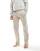Thumbnail 1 van 5