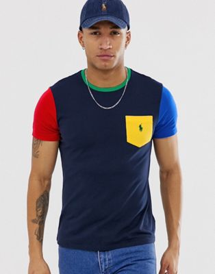 Polo Ralph Lauren - Marinblå t-shirt med spelar logga och blockfärgad ficka