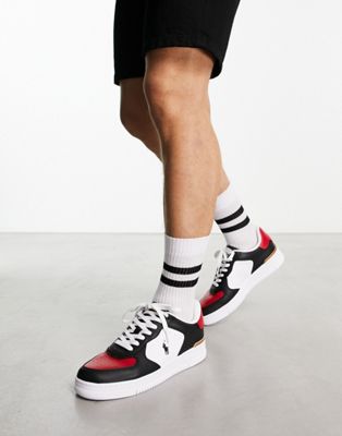  master court trainer in black/red with pony logo