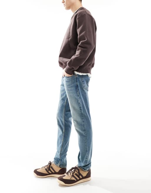 Polo Ralph Lauren – Parkside – Straight-Fit-Jeans in mittelblauer Waschung mit niedrigem Bund und Markenlogo auf Gesäßtasche, 3 von 5