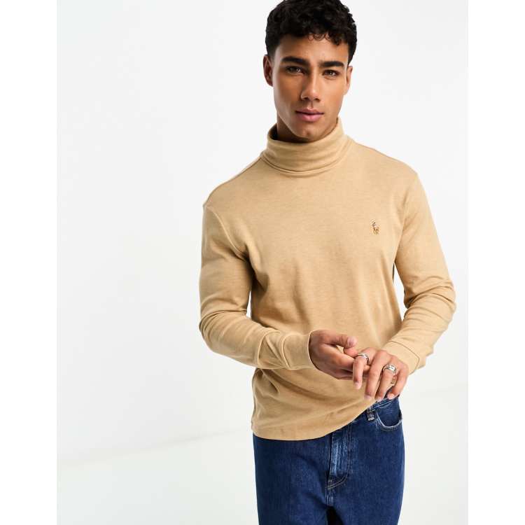 Polo roll outlet neck