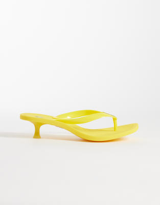  polo play kitten heel thong sandal 