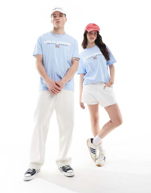 Polo Ralph Lauren - Sport Capsule - T-shirt met groot vlaglogo op de borst en klassieke oversized pasvorm in lichtblauw