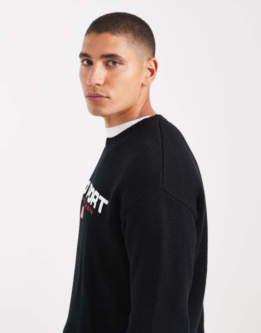 Polo Ralph Lauren Sport flag logo sweatshirt in black, 4 of 5