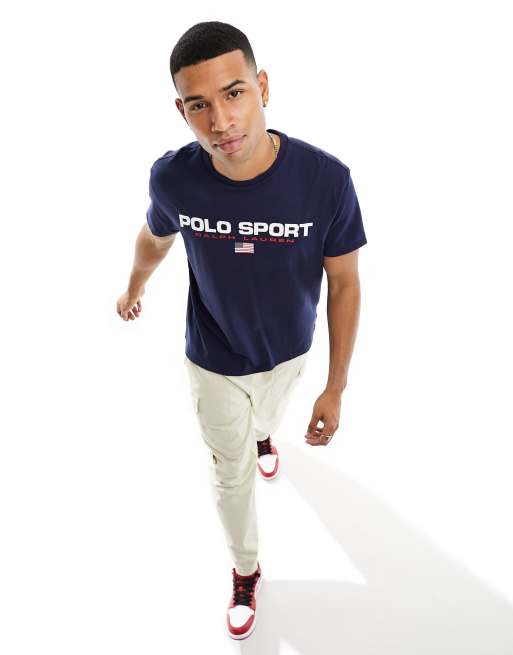 Polo Ralph Lauren – Sports Capsule – Marinblå, klassisk t-shirt i oversize med centrerad logga