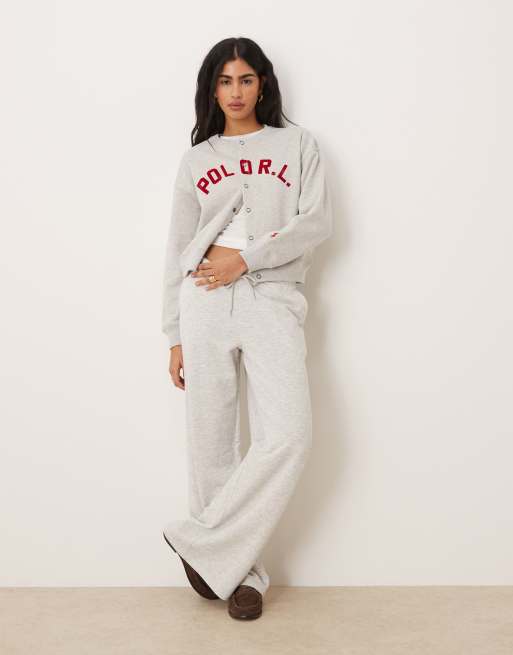 Polo Ralph Lauren – Strickjacke aus Polarfleece in Hellgrau meliert mit Logo vorne, 2 von 4