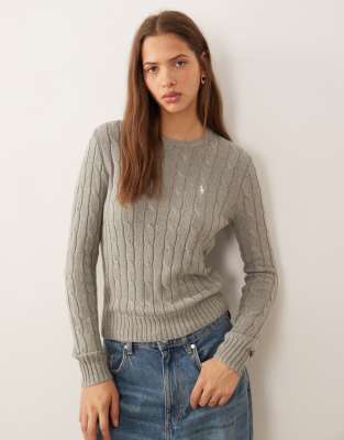 Polo Ralph Lauren - Strickpullover aus Baumwolle in Grau mit Zopfmuster und Markenlogo