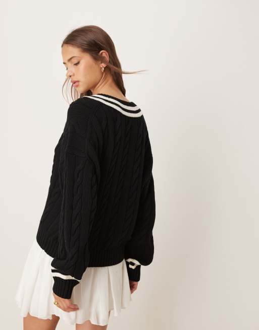Polo Ralph Lauren – Strickpullover in Schwarz und Weiß mit V-Ausschnitt und Zopfmuster, 3 von 4