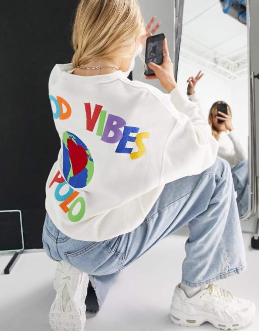 Polo Ralph Lauren – Sweatshirt in Weiß mit „Good Vibes“-Logo | ASOS