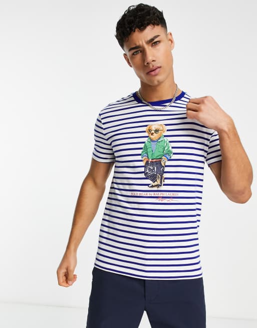 Polo Ralph Lauren Tshirt a righe blu/bianche con stampa di orso ASOS