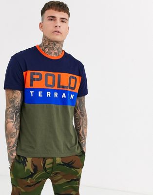 Polo Ralph Lauren - T-shirt met terrain-logo en kleurvlakken in marineblauw/groen