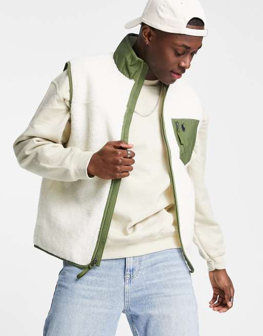 Polo Ralph Lauren – Weste aus Sherpa-Fleece in Creme mit Logo