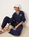 [Polo Ralph Lauren] Polo Ralph Lauren Wimbledon capsule crest logo tipped v-neck sweatshirt in navy (part of a set) L navy