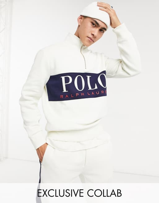 Polo Ralph Lauren x ASOS Exclusive Collab Sweatshirt mit halblangem ReiBverschluss und Logoeinsatz auf Brusthohe in CremeweiB