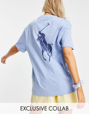 Polo Ralph Lauren x ASOS – Exklusives T-Shirt in Designer-Kooperation mit  Logoprint auf dem Rücken in Blau