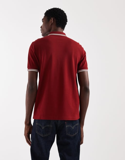 Polo rojo con ribetes dobles y logo de Fred Perry, 3 de 5