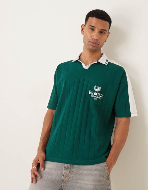 Polo verde extragrande con estampado gráfico deportivo en el pecho de ASOS DESIGN, 4 de 4