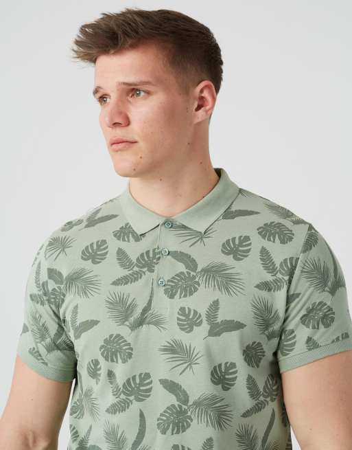 Polo verde menta con estampado de hojas de algodón de Brave Soul, 3 de 4