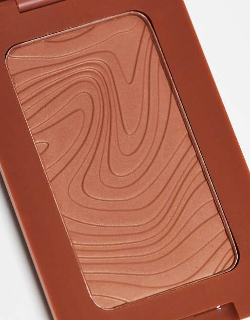 Polvos bronceadores Buttermelt de NYX Professional Makeup: Tono Butta Match, 4 de 4