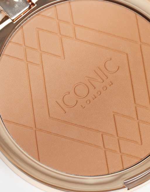 Polvos bronceadores Ultimate de ICONIC London: Tono Warm Bronze, 3 de 4